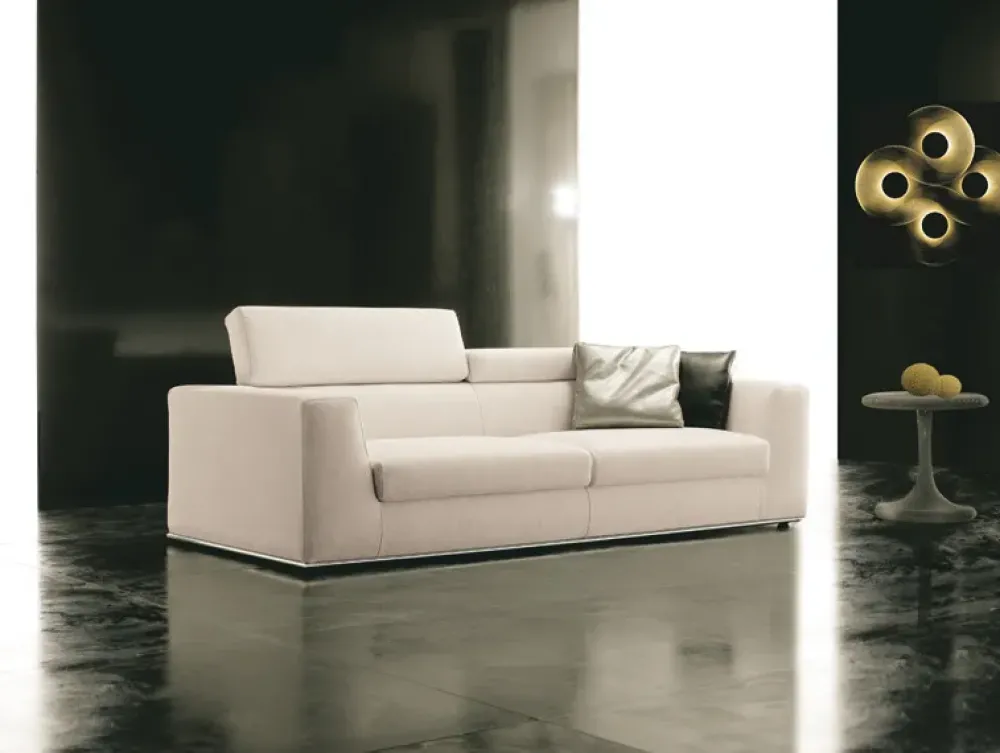 Divano in Tessuto Harrison con poggiatesta reclinabili di^Pandolfi New