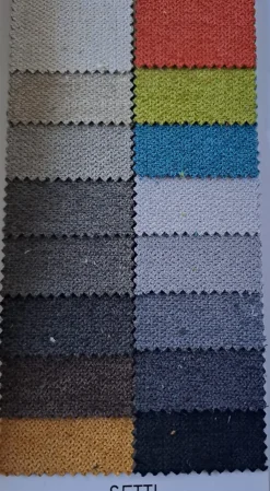 Excò Divano in Tessuto stile design modello Rene' scontato - 20%- Divani