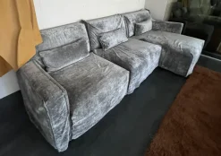 Divano in Tessuto stile design modello Divano ciniglia scontato - 65%^ZR