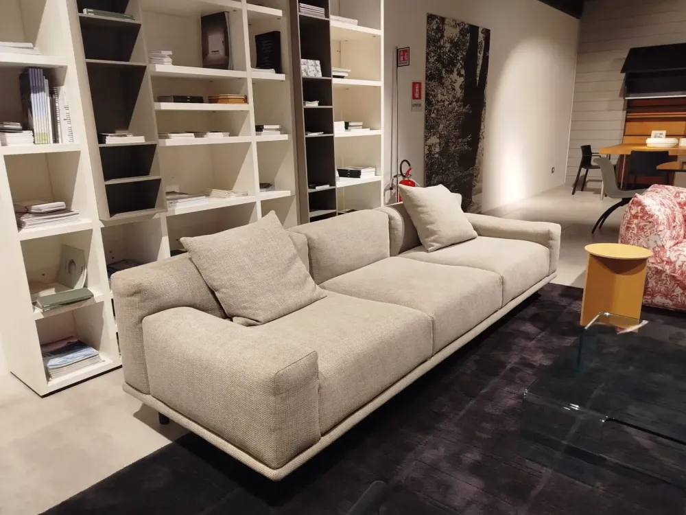 Meridiani Divano in Tessuto stile design modello Timothy scontato - 53%- Divani