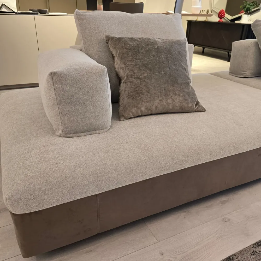 Divano in Tessuto stile design modello Monopoli scontato - 43%^Desirèe Best