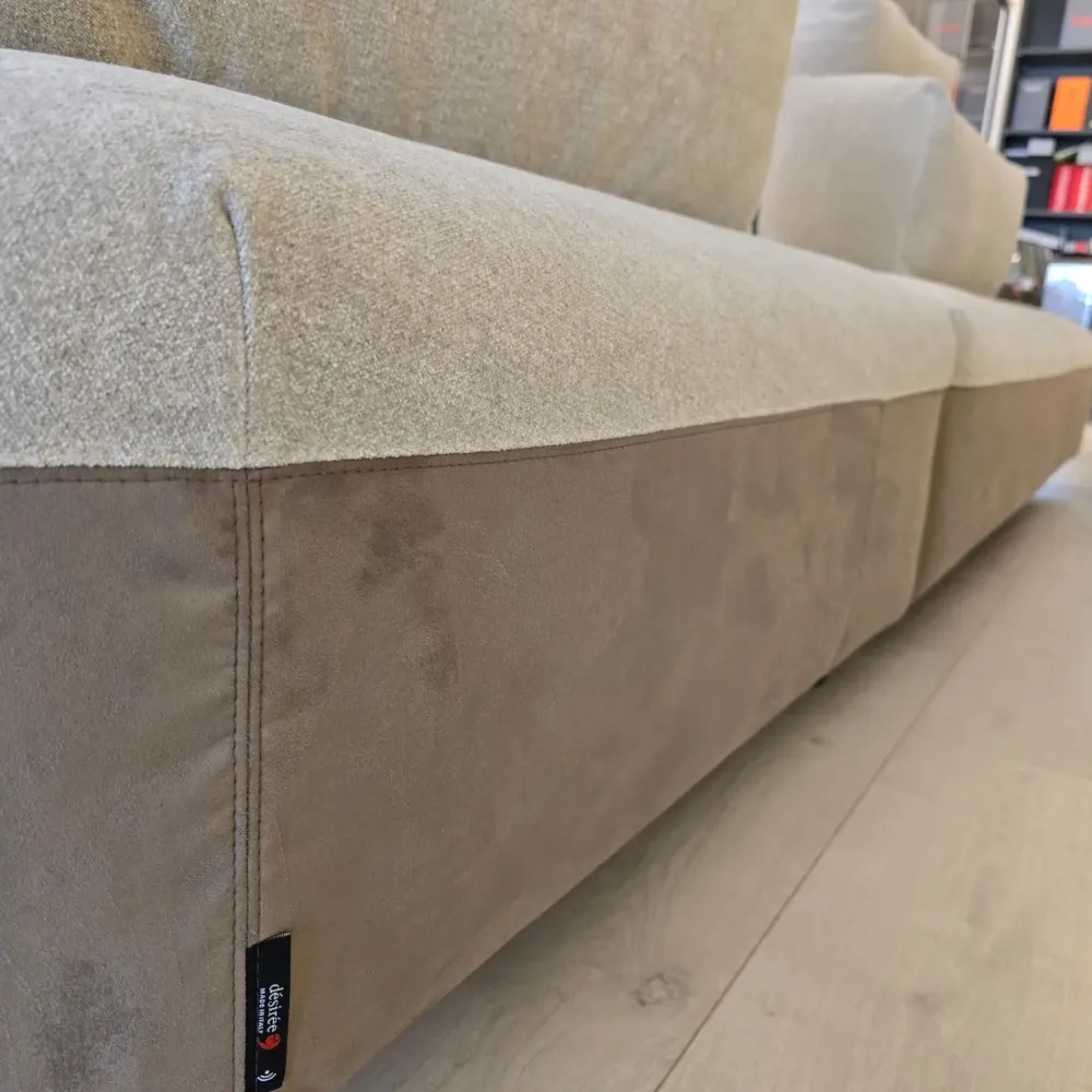 Divano in Tessuto stile design modello Monopoli scontato - 43%^Desirèe Best