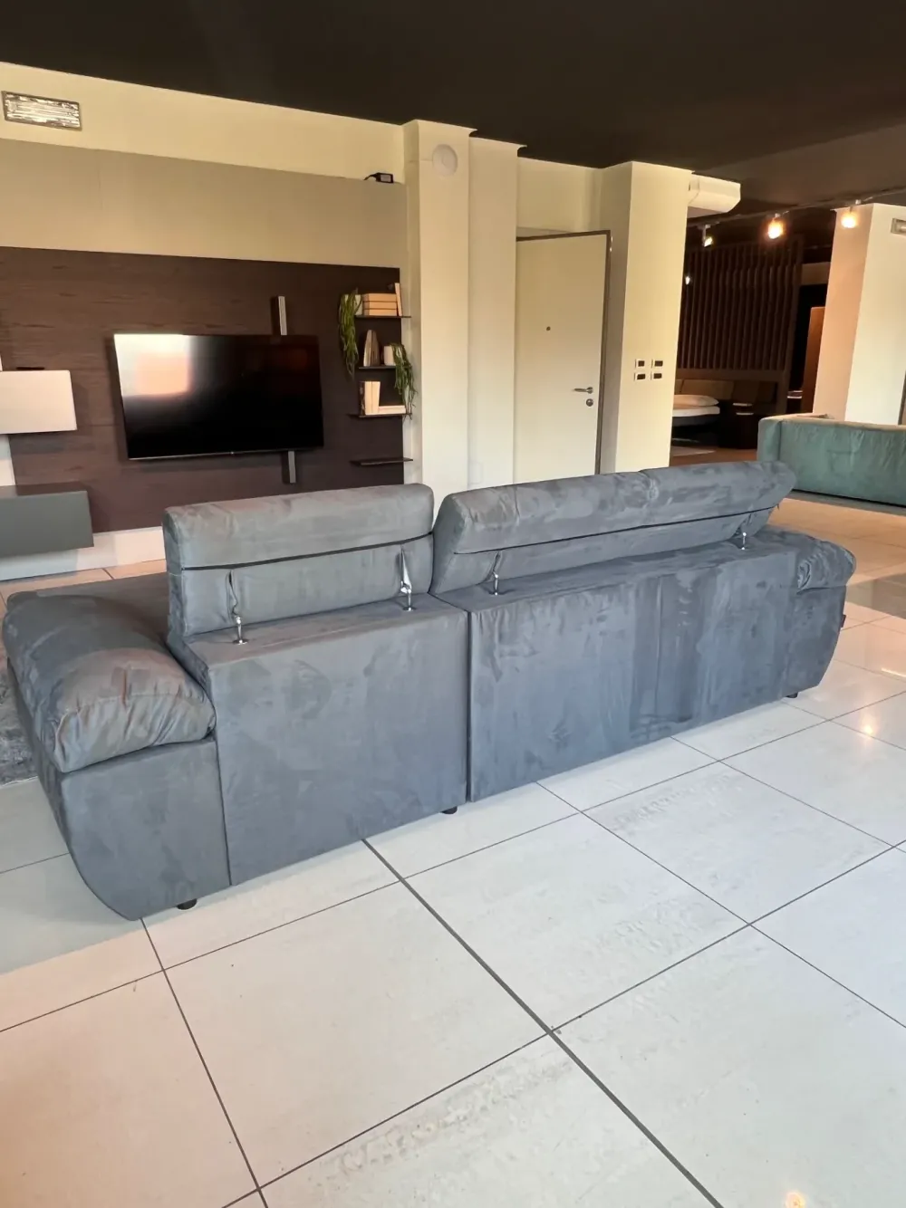 Discount Divano in Tessuto stile moderno modello Divano nuovo scontato - 47% Divani