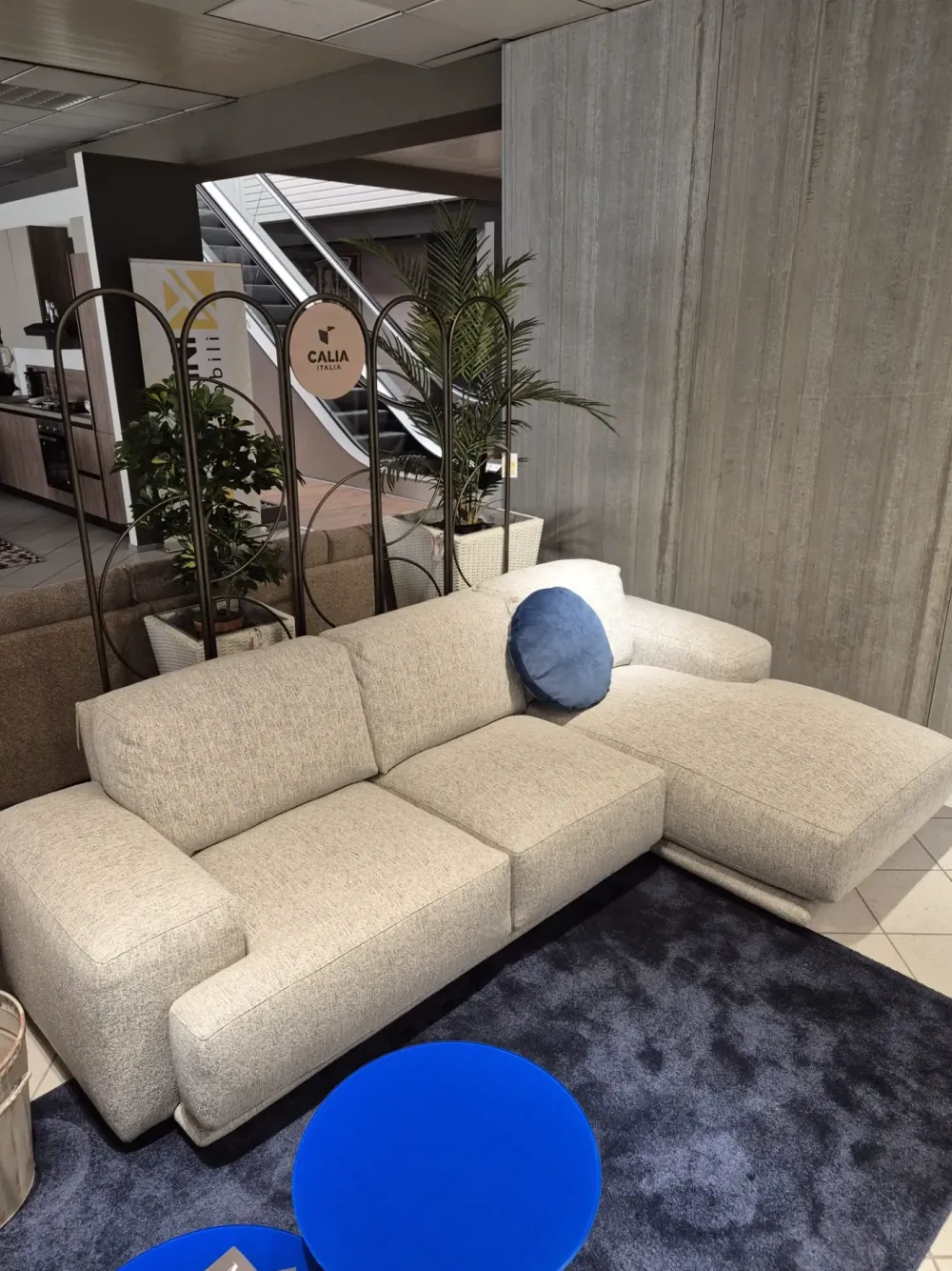 Calia Divano in Tessuto stile moderno modello Foster scontato - 50%- Divani