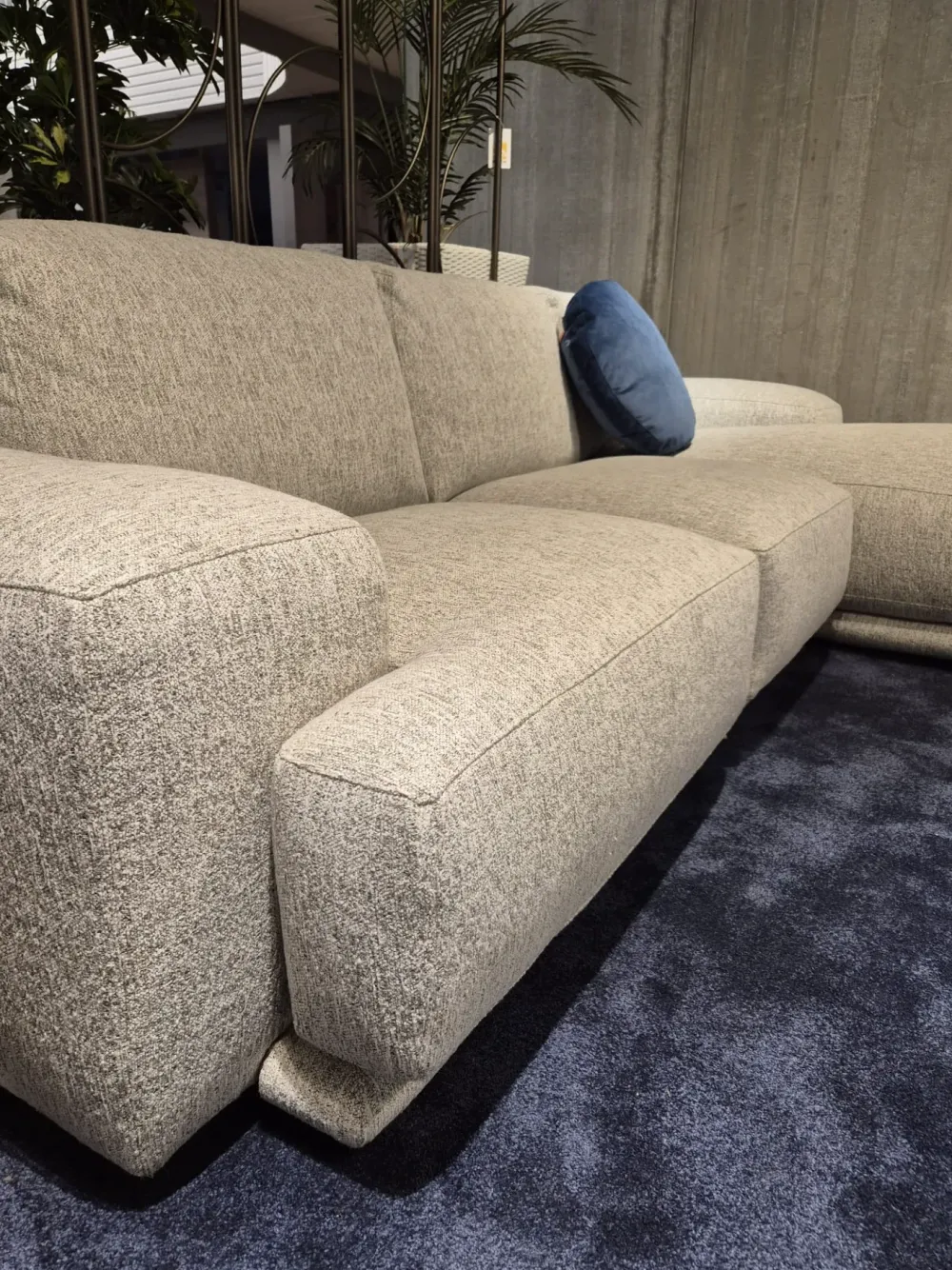 Calia Divano in Tessuto stile moderno modello Foster scontato - 50%- Divani