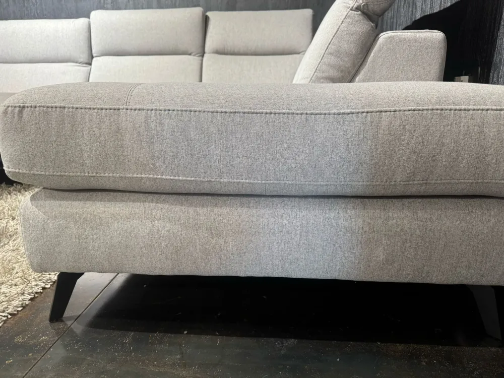 Divano in Tessuto stile moderno modello Pepe scontato - 34%^Le Comfort New