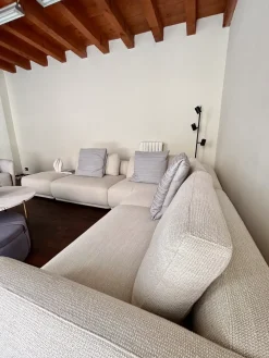 Best Divano in Tessuto stile moderno modello Kant scontato - 41% Divani