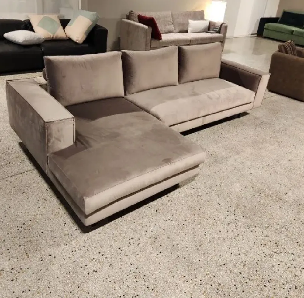 New Divano in Tessuto stile moderno modello Divano pronta consegna velluto luxury scontato - 45% Divani