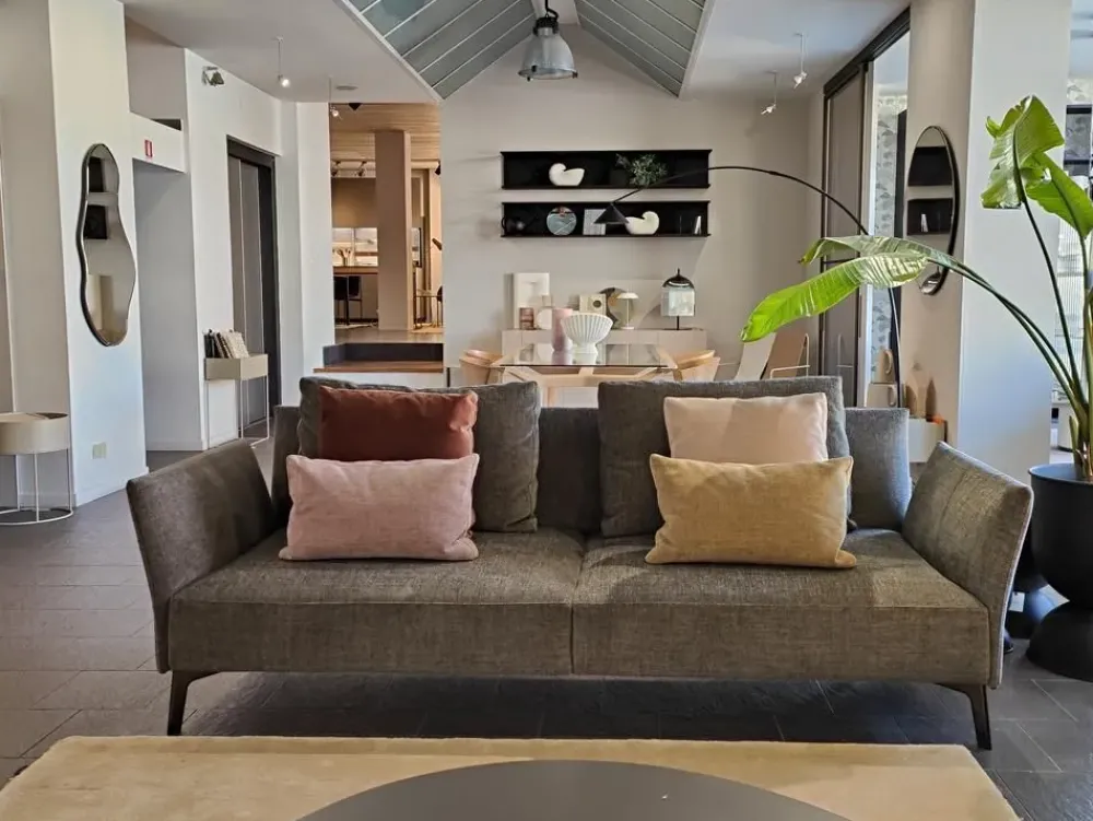 Divano Jermyn ad un prezzo vantaggioso^Lema New