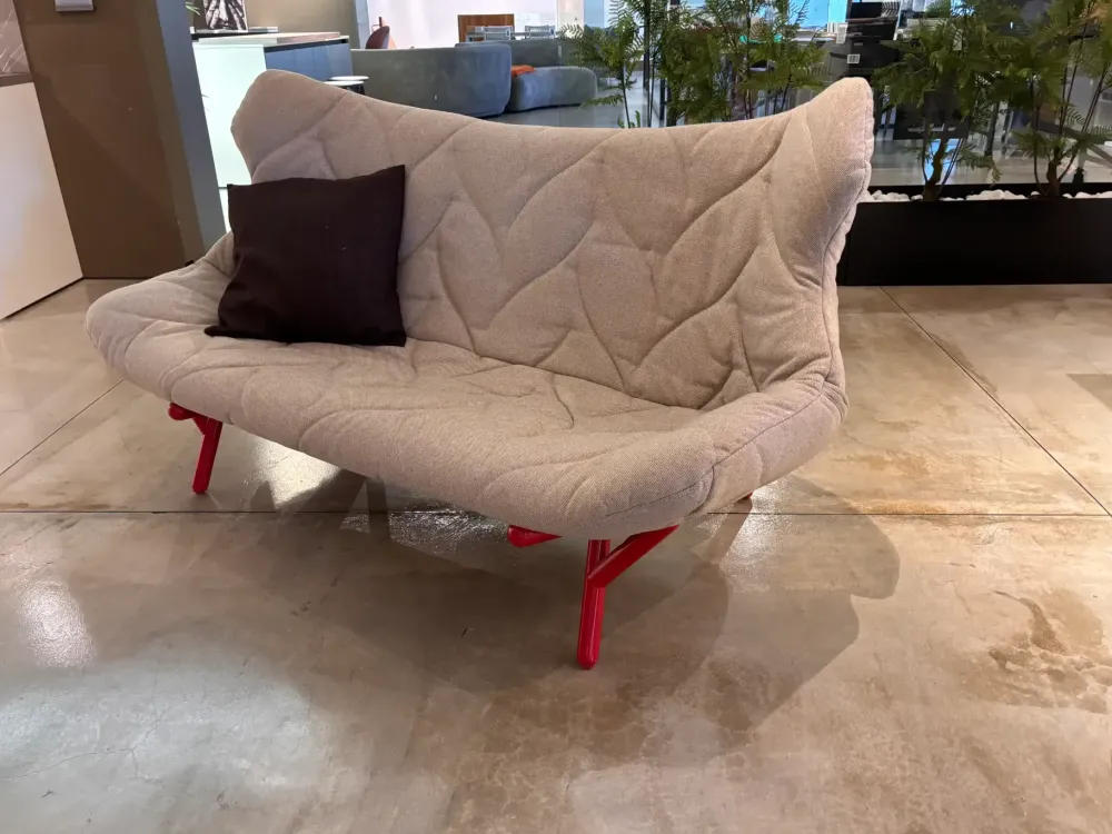 Divano foliage in Tessuto sfoderabile di scontato 60%^Kartell