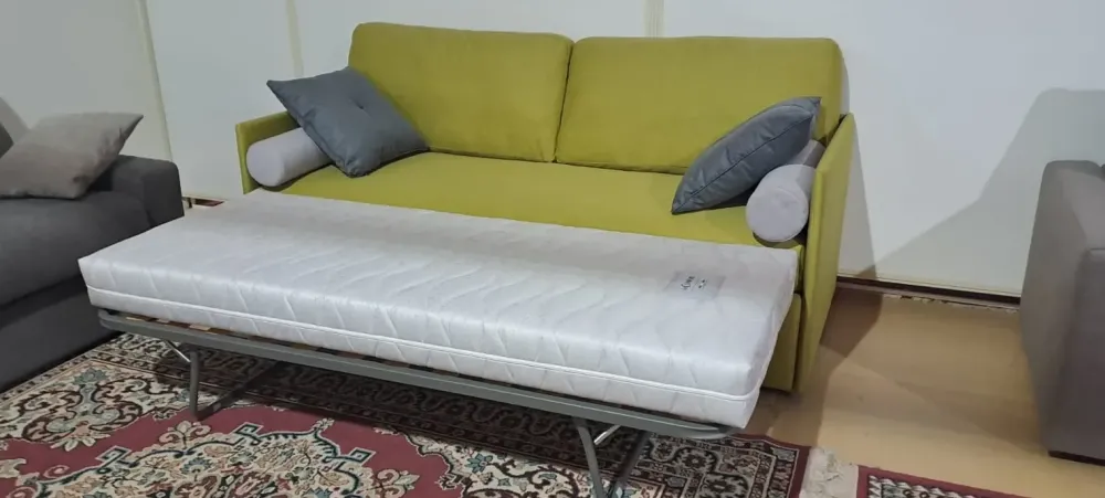 Sale Divano Lantana sofà di in stile moderno in Offerta Outlet Divani Letto|Divani