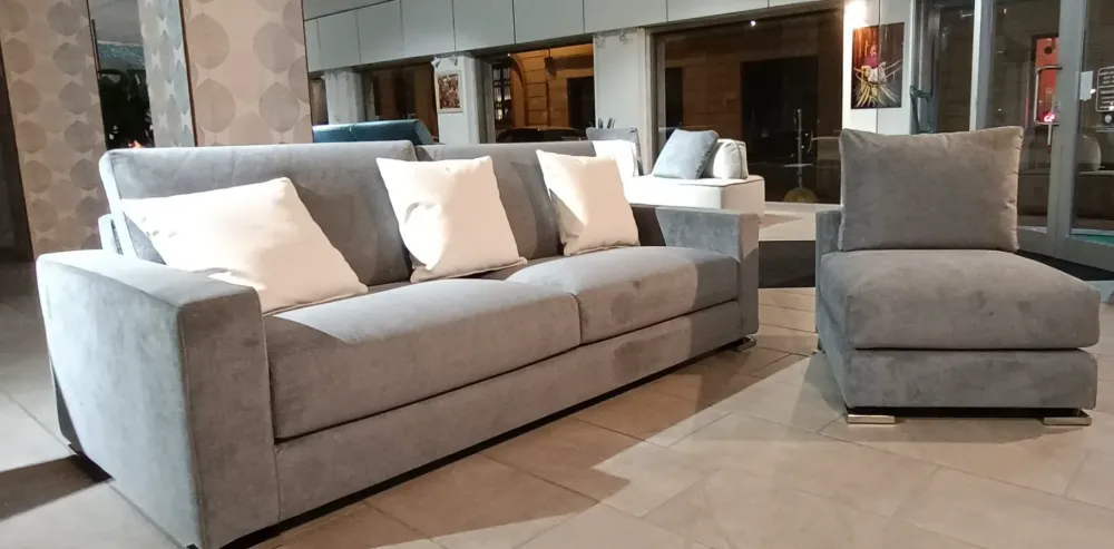 Divano Lara : con uno SCONTO ESCLUSIVO del 39%^Ventura Clearance