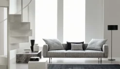 Flou Divano Lineare a 3 posti Binario di : prezzo su richiesta- Divani