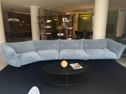 Best Divano Lineare a 4 posti Moncloud di : prezzo su richiesta Divani