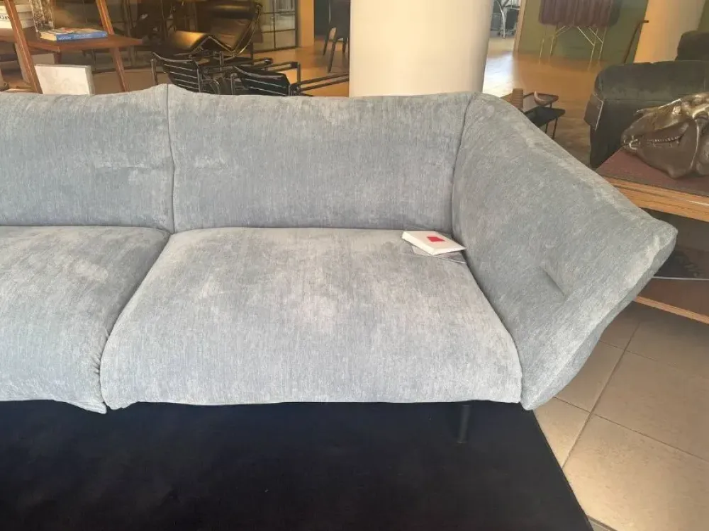 Best Divano Lineare a 4 posti Moncloud di : prezzo su richiesta Divani