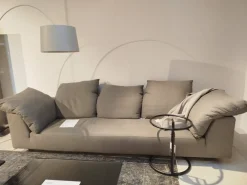 Collezione esclusiva Divano Lineare Absolu ad un prezzo conveniente- Divani