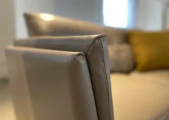 Divano Lineare Bretagne di a prezzo ribassato^Poltrona Frau Discount