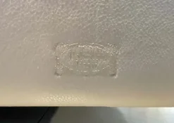 Divano Lineare Bretagne di a prezzo ribassato^Poltrona Frau Discount