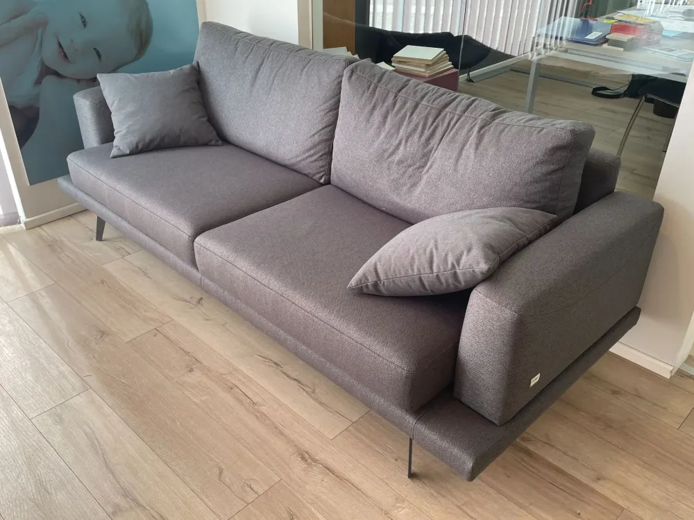 Best Divano Lineare Divano componibile mod. philip 92 a prezzo outlet a 1900 Euro Divani