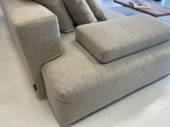 Divano Lineare Divano desire'e mod glow in di a prezzo ribassato^Desirèe Hot