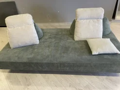 Felis Divano Lineare Divano gravity in Offerta Outlet a 1650€- Divani