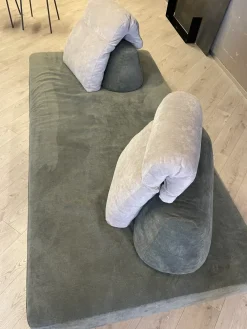 Felis Divano Lineare Divano gravity in Offerta Outlet a 1650€- Divani