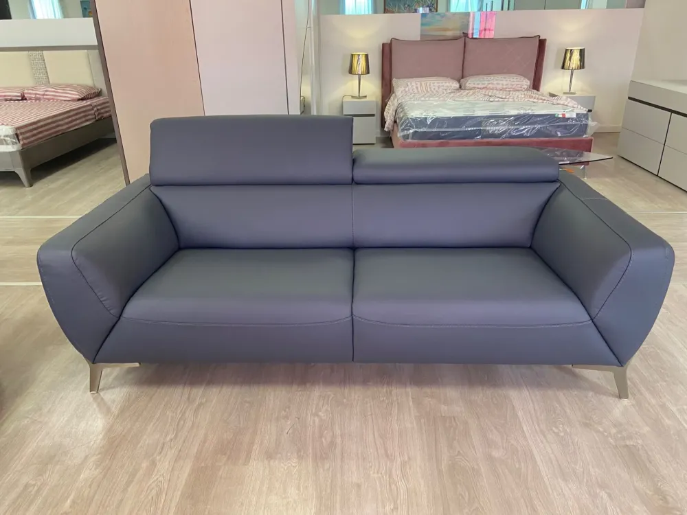 Divano lineare First : con uno SCONTO ESCLUSIVO del 40% Divani