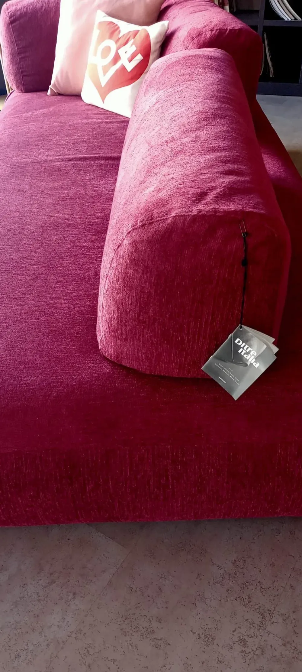 Divano Lineare Isla a 2900 Euro^Ditre Italia Outlet