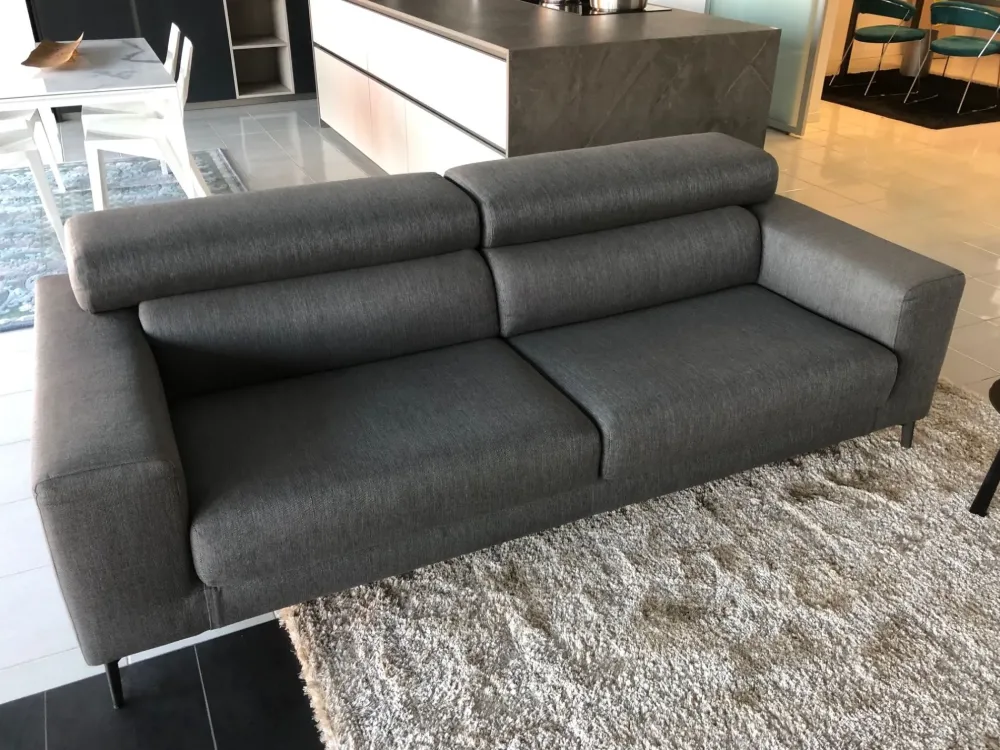 Felis Divano Lineare modello Fred di a prezzi outlet- Divani