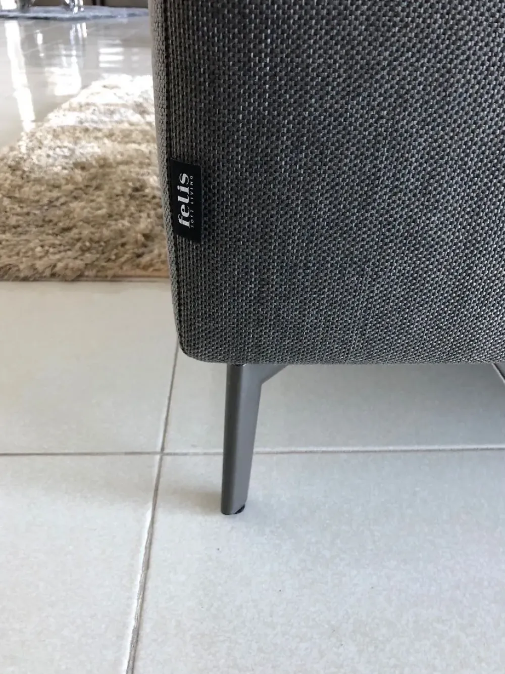 Felis Divano Lineare modello Fred di a prezzi outlet- Divani