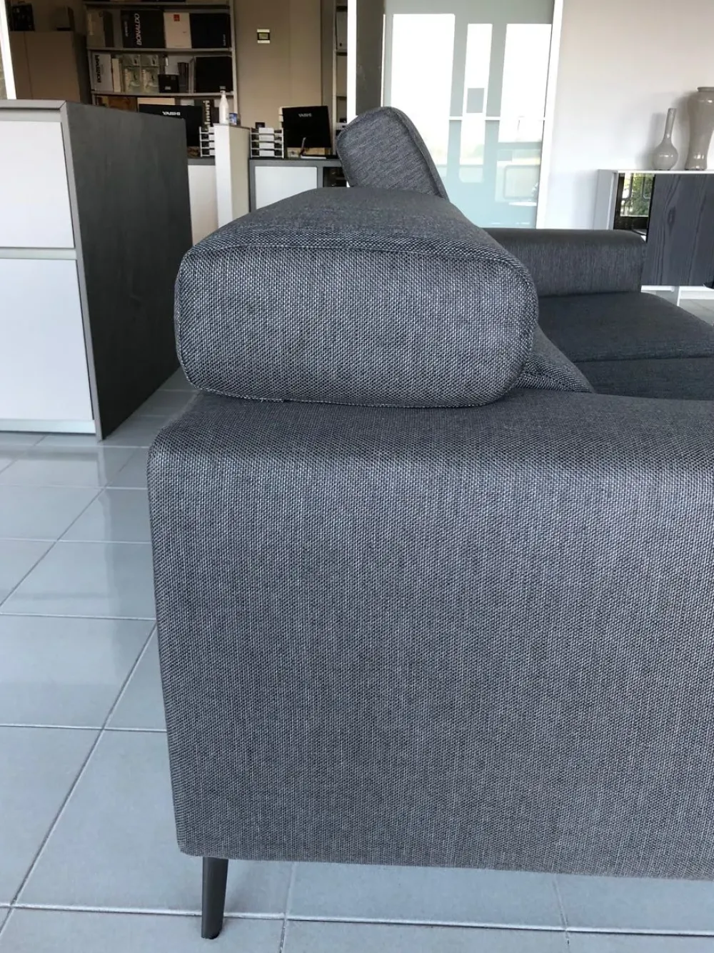 Felis Divano Lineare modello Fred di a prezzi outlet- Divani