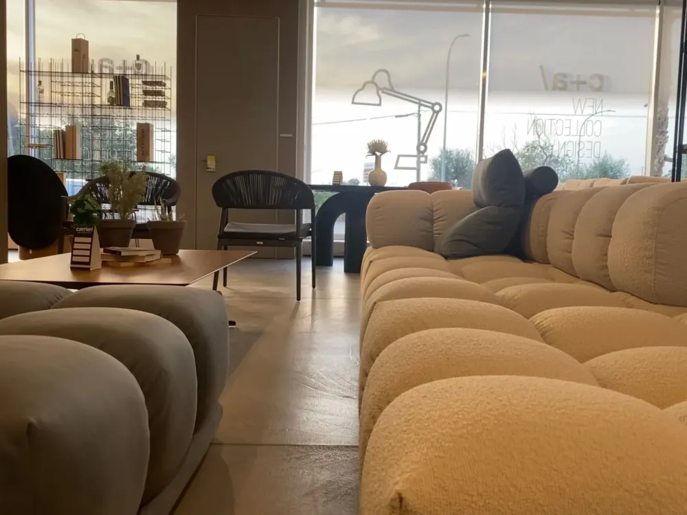 Divano Lineare modello Sacai di a prezzi outlet^Franco Ferri Hot