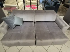 Divano Lineare Nicolas di a prezzo ribassato^Calia Hot