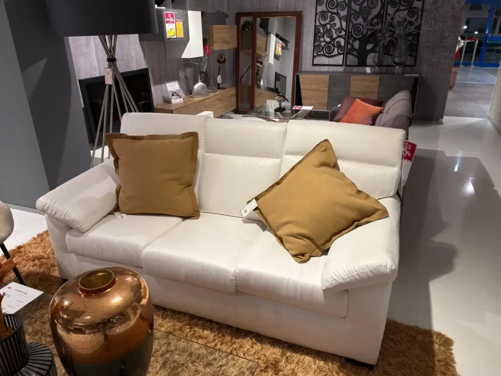 Sale Divano Lineare Olimpo di a prezzo scontato Divani