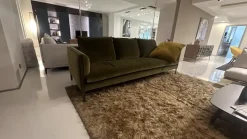 Outlet Divano lineare Paul di a prezzo ribassato Divani