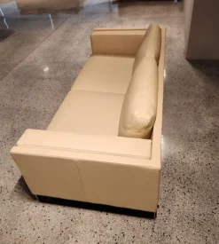 Md work Divano Lineare Pelle primo fiore pronta consegna a 4240€- Divani