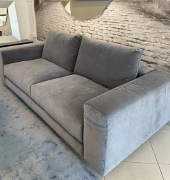 Online Divano lineare T-time piuma : con uno SCONTO ESCLUSIVO del 54% Divani