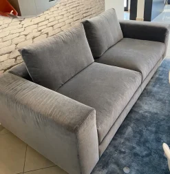 Online Divano lineare T-time piuma : con uno SCONTO ESCLUSIVO del 54% Divani