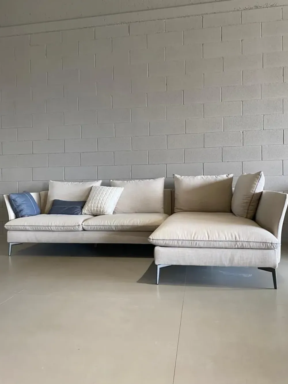 Divano Link in Tessuto sfoderabile di scontato 48%^Biba Salotti Clearance