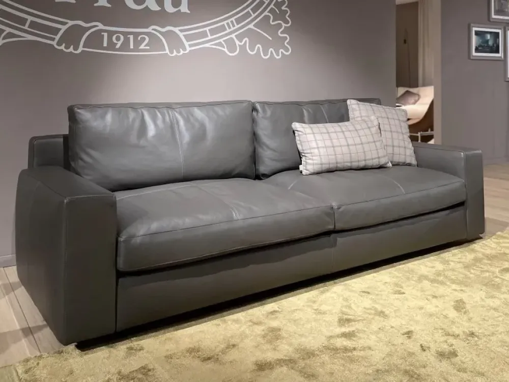 Divano Massimosistema in Pelle a prezzo scontato^Poltrona Frau Best