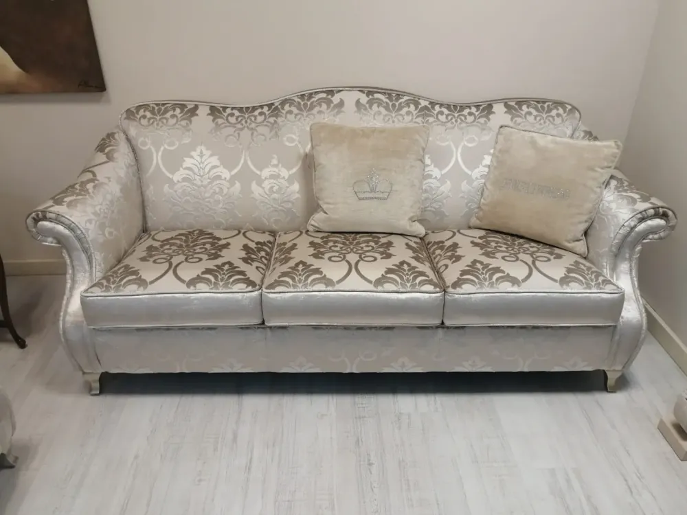 Fustemberg Divano Mod chantal ad un prezzo conveniente- Divani