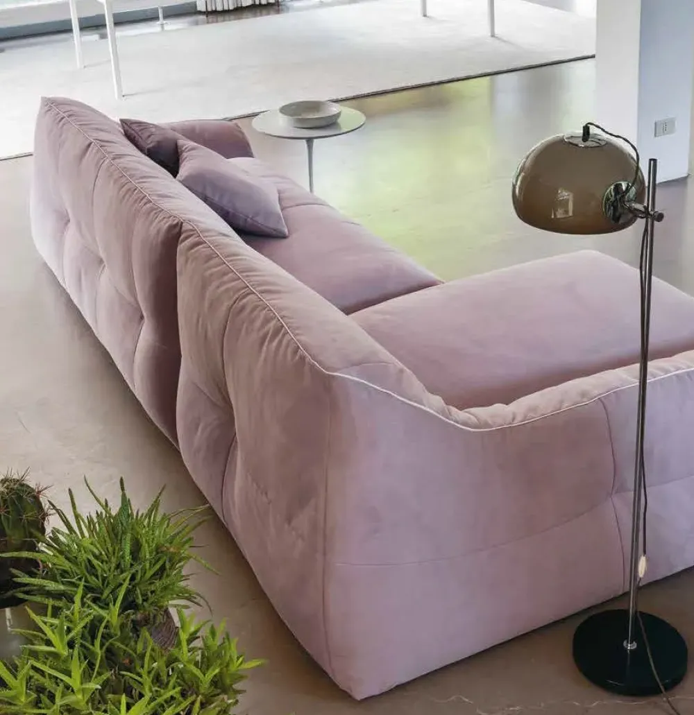 Divano mod. Venezia con penisola, piuma e cinghie elastiche a prezzo scontato!^Md work Hot