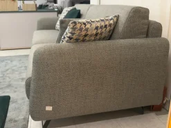 Discount Divano moderno tessuto Bristol di con sconto del - 40% Divani