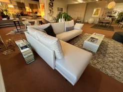 Divano moderno tessuto Lord byron di con sconto del - 48%^Deas Online