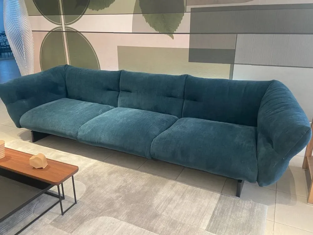 Divano Moncloud in stile Design Con schienale con forte sconto^Cassina Discount