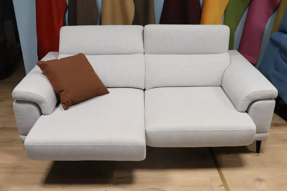 Divano Norton in Tessuto sfoderabile di scontato 34%^Le Comfort Best