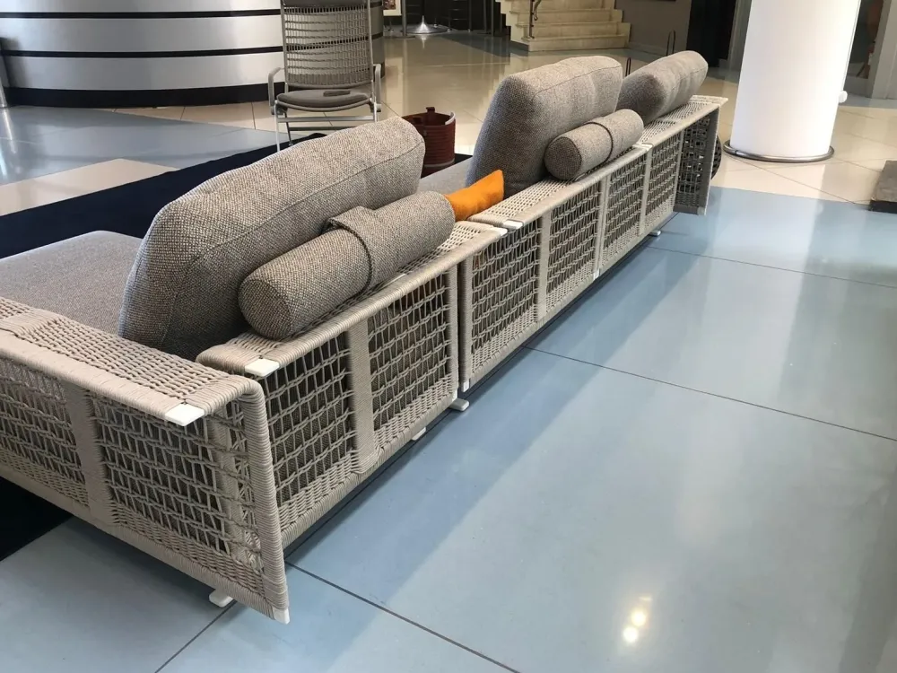 Poltrona Frau Divano per l'esterno Solaria a prezzi outlet- Divani Da Giardino