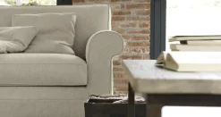 Divano Prince di : prezzo su richiesta. Design moderno, 3 posti, comfort assicurato.^Doimo Salotti Sale