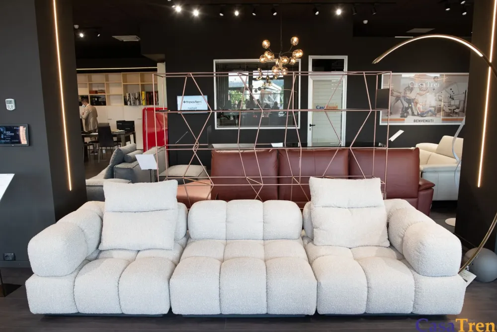 Divano Sacai di in stile design a prezzo Outlet^Franco Ferri Hot