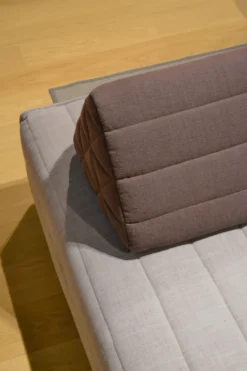 Gervasoni Divano Samet  di in stile design a prezzo scontato- Divani